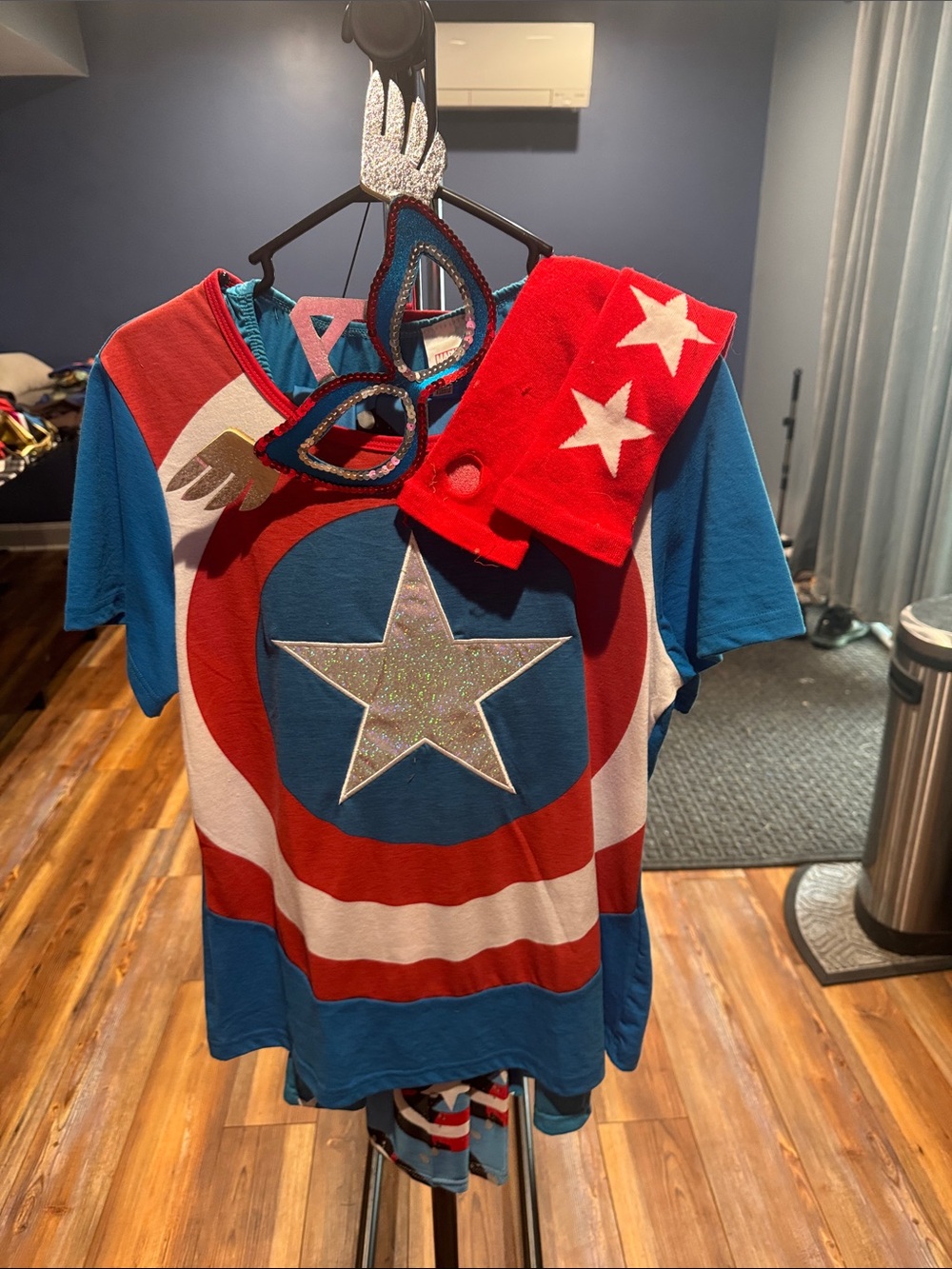 Marvel Captain America-Inspired Costume Tee with Red Cape and Star Mask